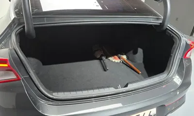 Kia K5 2021, 26468 км, за 15032.17 USD - фото 20