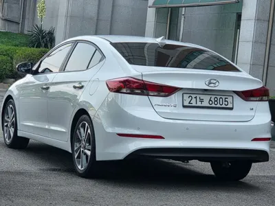 Hyundai Avante 2018, 73650 км, за 6830.61 USD - фото 6