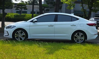 Hyundai Avante 2018, 73650 км, за 6830.61 USD - фото 8