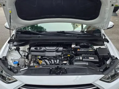 Hyundai Avante 2018, 73650 км, за 6830.61 USD - фото 9