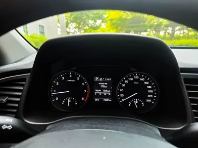 Hyundai Avante 2018, 73650 км, за 6830.61 USD - фото 13