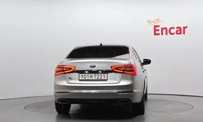 Kia K7 2013, 171691 км, за 3642.38 USD