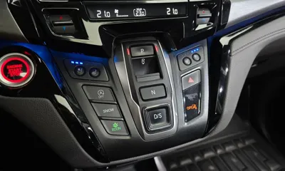 Honda Odyssey 2018, 112262 км, за 11750.03 USD - фото 9