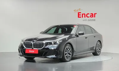 BMW 5-Series · 2024 год