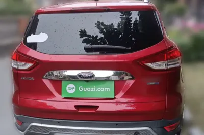 Ford Kuga 2015, 85800 км, за 5401 USD