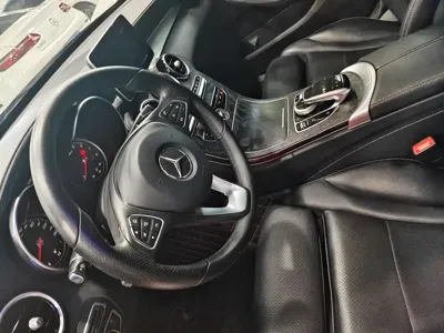 Mercedes-Benz C-Class 2018, 90000 км, за 11300.55 USD