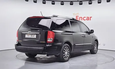 Kia Canival 2012, 202770 км, за 3106.82 USD