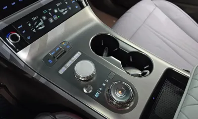 Genesis GV70 2025, 37056 км, за 35840.88 USD - фото 9