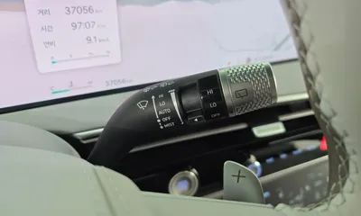 Genesis GV70 2025, 37056 км, за 35840.88 USD - фото 31