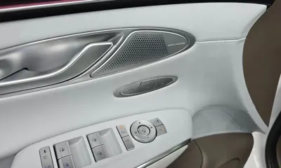 Genesis GV70 2025, 37056 км, за 35840.88 USD - фото 38