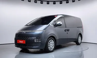 Hyundai Staria · 2022 год