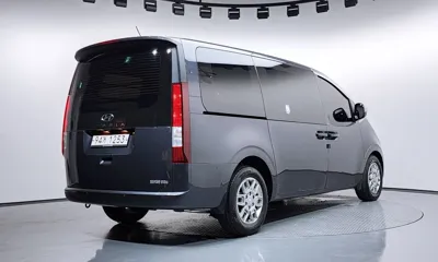 Hyundai Staria 2022, 94277 км, за 14769.59 USD