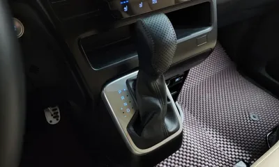 Hyundai Staria 2022, 94277 км, за 14769.59 USD - фото 9