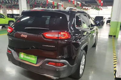 Jeep Cherokee 2017, 81100 км, за 7377 USD - фото 6