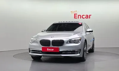 BMW 7-Series 2015, 129676 км, за 9584.88 USD