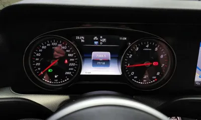 Mercedes-Benz E-Class 2020, 77718 км, за 16421.43 USD - фото 8
