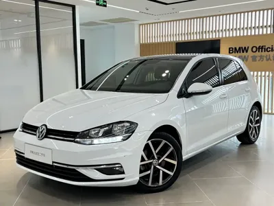 Volkswagen Golf · 2020 год