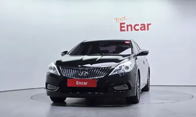 Hyundai Grandeur 2014, 119887 км, за 5222.11 USD