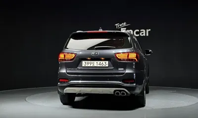 Kia Sorento 2018, 101572 км, за 10969.52 USD