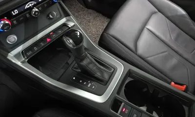 Audi Q3 2020, 57602 км, за 22252.86 USD - фото 9