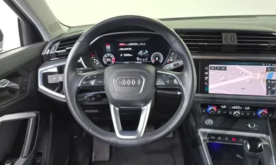 Audi Q3 2020, 57602 км, за 22252.86 USD - фото 14
