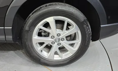 Audi Q3 2020, 57602 км, за 22252.86 USD - фото 21