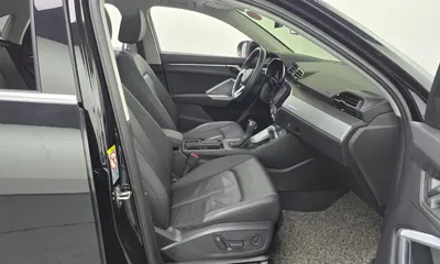Audi Q3 2020, 57602 км, за 22252.86 USD - фото 26