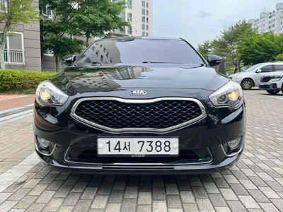 Kia K7 2013, 130000 км, за 2976.77 USD