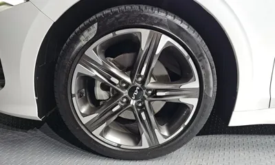 Kia K5 2023, 32663 км, за 26191.41 USD