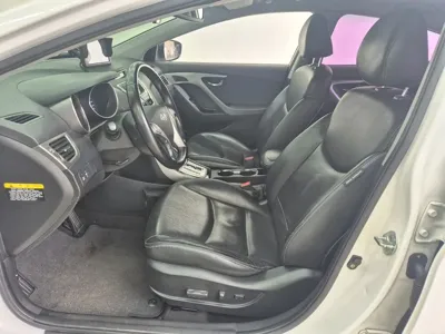 Hyundai Avante 2012, 104503 км, за 2918.81 USD - фото 4