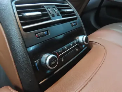 BMW 6-Series 2017, 127980 км, за 14375.74 USD - фото 17