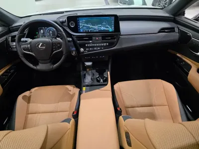 Lexus ES 2026, 5178 км, за 41042.37 USD - фото 7