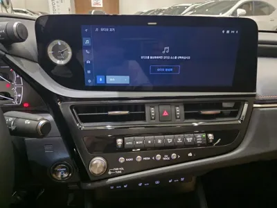 Lexus ES 2026, 5178 км, за 41042.37 USD - фото 15