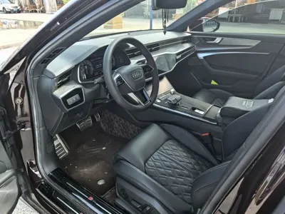Audi A6L 2020, 30000 км, за 26381.43 USD