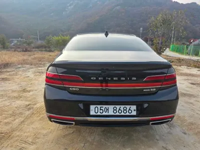 Genesis G90 2019, 193175 км, за 16836.76 USD