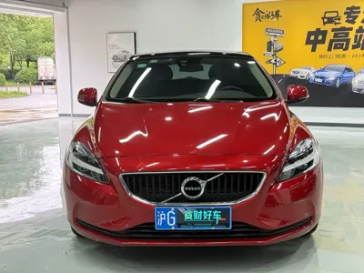 Volvo V40 2019, 101000 км, за 5811.5 USD