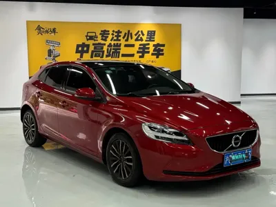 Volvo V40 2019, 101000 км, за 5811.5 USD