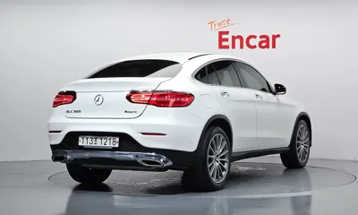 Mercedes-Benz GLC-Class 2019, 68868 км, за 19686.23 USD