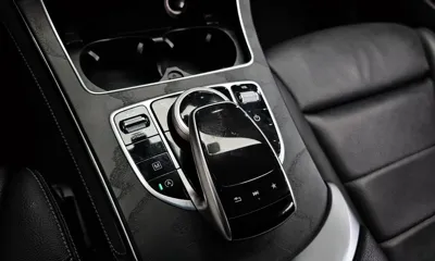 Mercedes-Benz GLC-Class 2019, 68868 км, за 19686.23 USD - фото 14