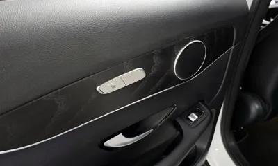 Mercedes-Benz GLC-Class 2019, 68868 км, за 19686.23 USD - фото 19