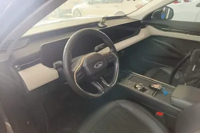Ford Mondeo 2022, 62700 км, за 15727 USD - фото 12