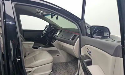 Kia Canival 2016, 268103 км, за 65140.1 USD - фото 26