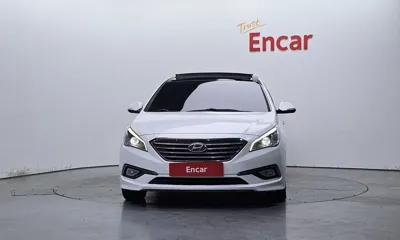 Hyundai Sonata 2016, 121081 км, за 4294.68 USD
