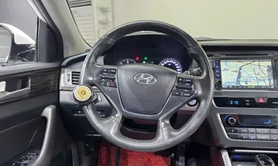 Hyundai Sonata 2016, 121081 км, за 4294.68 USD - фото 13