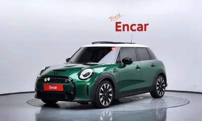 MINI Cooper · 2022 год