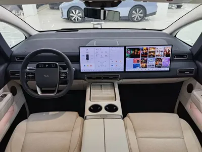 Li Auto Li MEGA 2025, 6200 км, за 67464.85 USD - фото 6