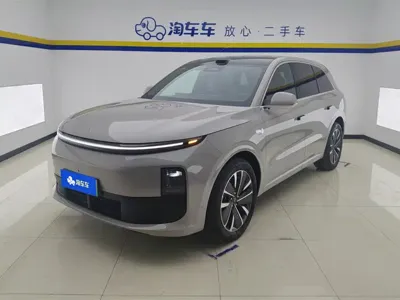 Li Auto Li L6 · 2025 год
