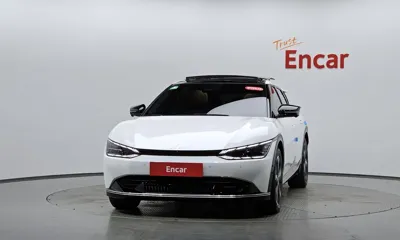 Kia EV6 2023, 46931 км, за 23532.46 USD