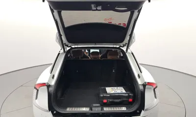 Kia EV6 2023, 46931 км, за 23532.46 USD - фото 34