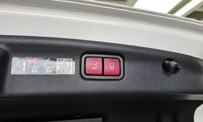 Mercedes-Benz C-Class 2024, 68210 км, за 25993.5 USD - фото 28